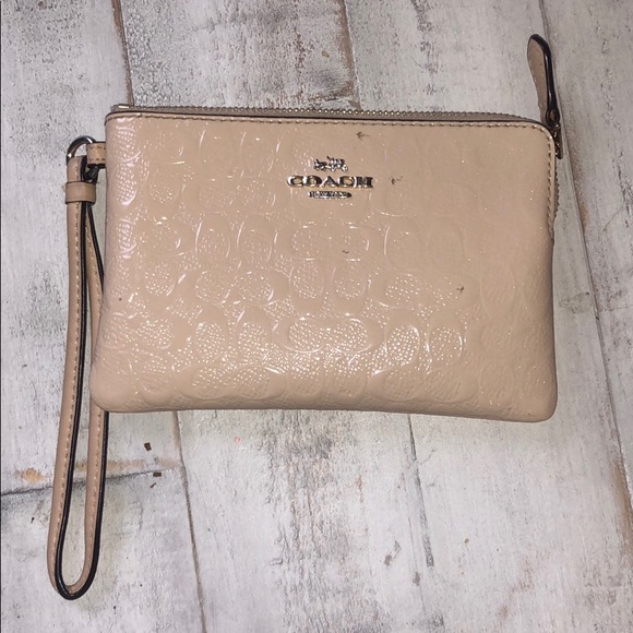 SOLD SOLD SOLD COACH WRISTLET SOLD SOLD SOLD - Picture 1 of 3